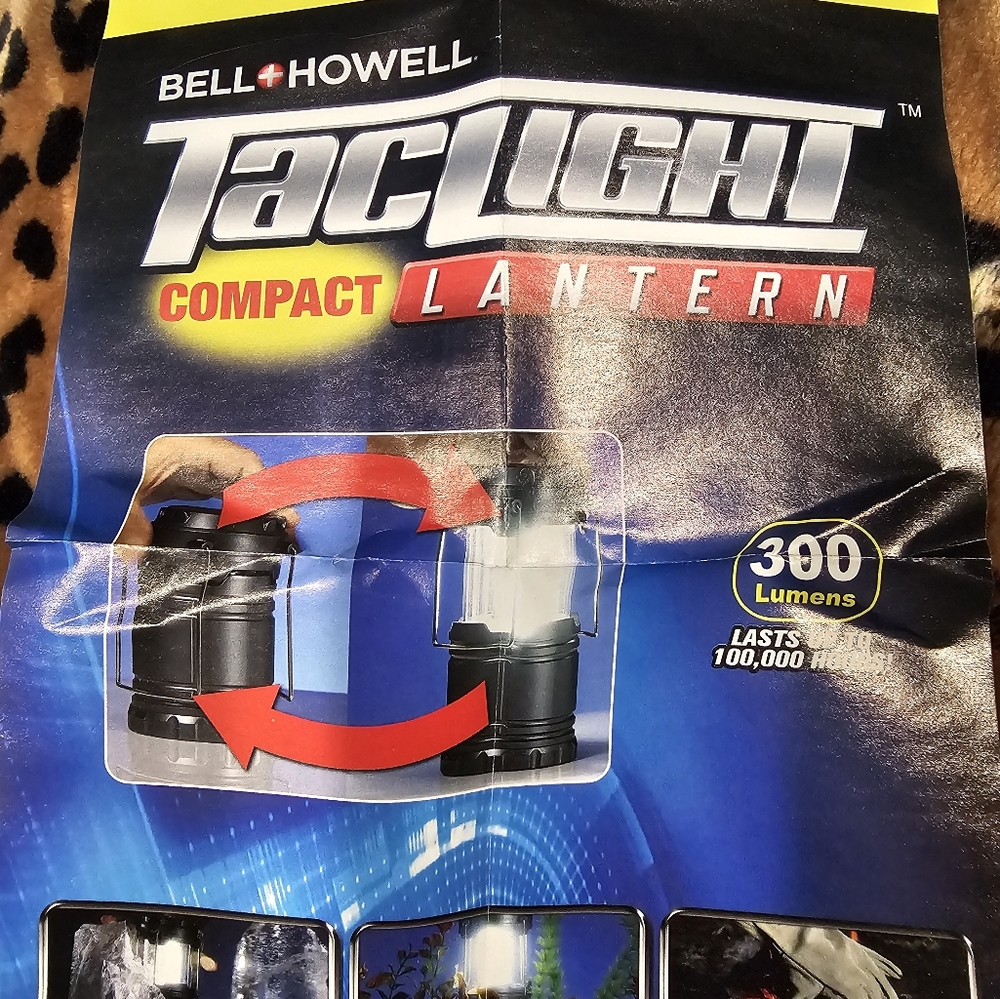 SUPER BRIGHT BELL + HOWELL Compact Taclight lantern